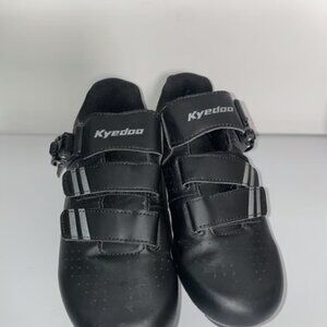 Kyedoo Men's Cycling Shoes Black size 11 Peloton Delta / SPD Cleats Clip-In